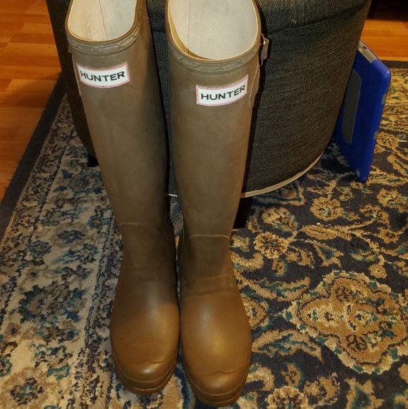 brown hunter rain boots